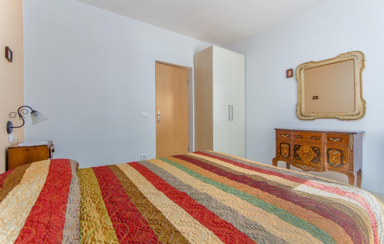 Apartment Riva ポレッチ エクステリア 写真