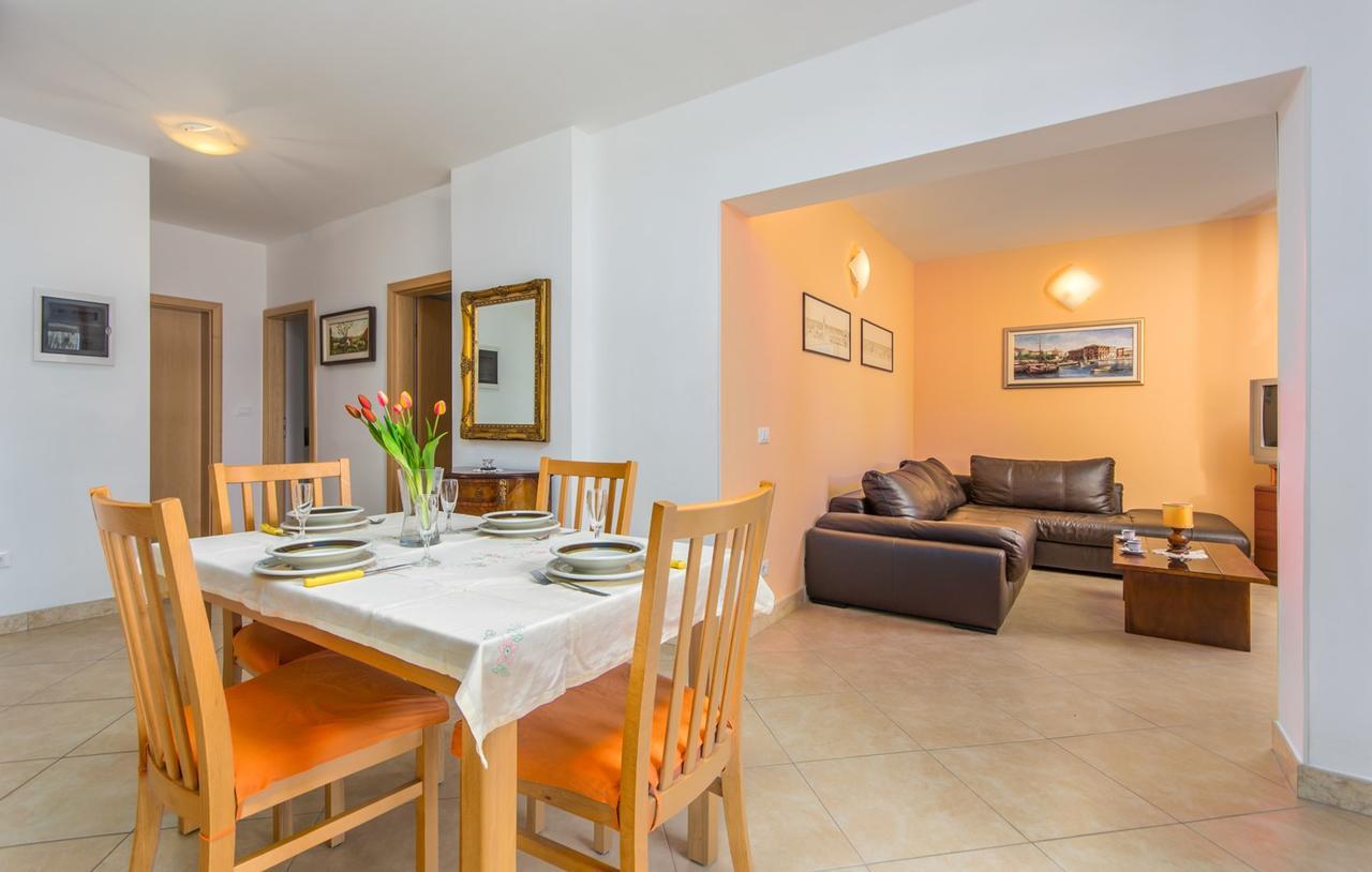 Apartment Riva ポレッチ エクステリア 写真