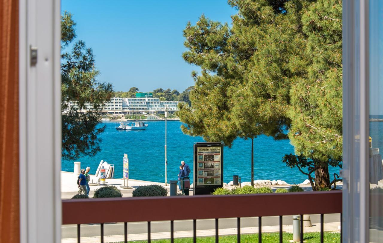 Apartment Riva ポレッチ エクステリア 写真